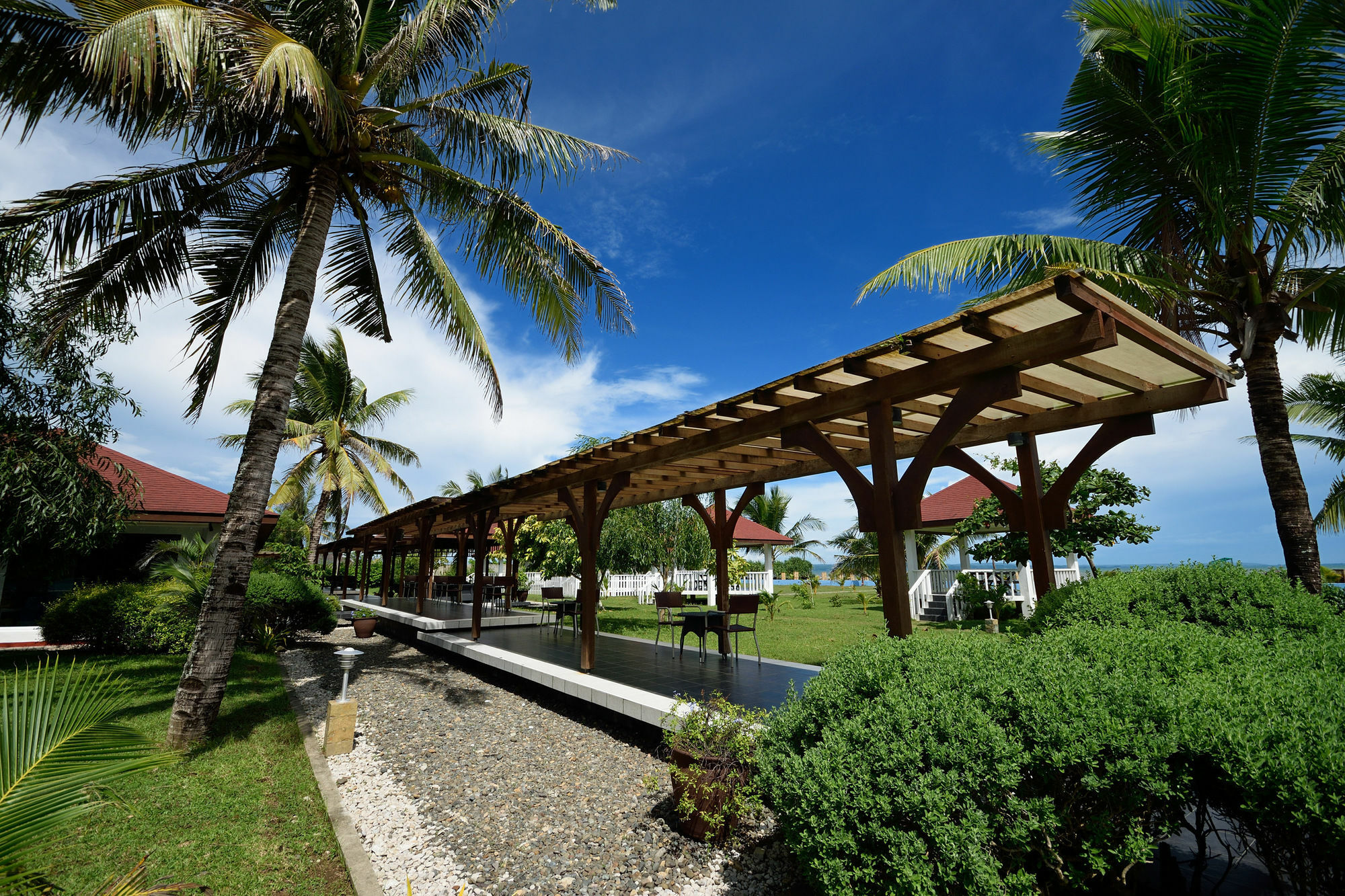 Anhawan Beach Resort Oton Екстер'єр фото